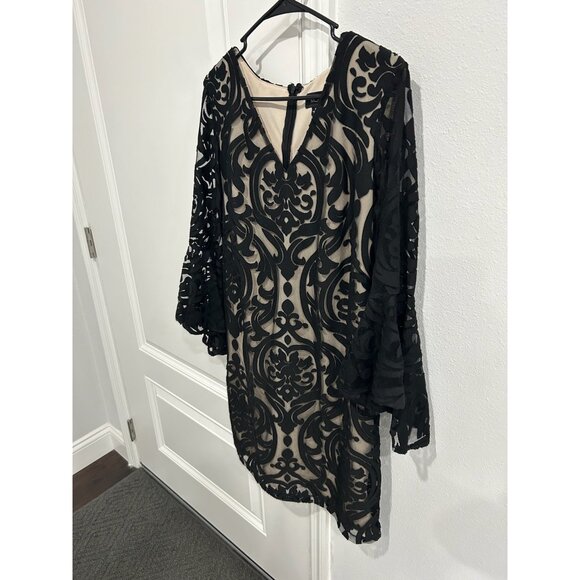 MSK Bell Sleeve Lace Overlay Cocktail Mini Dress Black Nude Sz 10 Party Elegant - Picture 5 of 13
